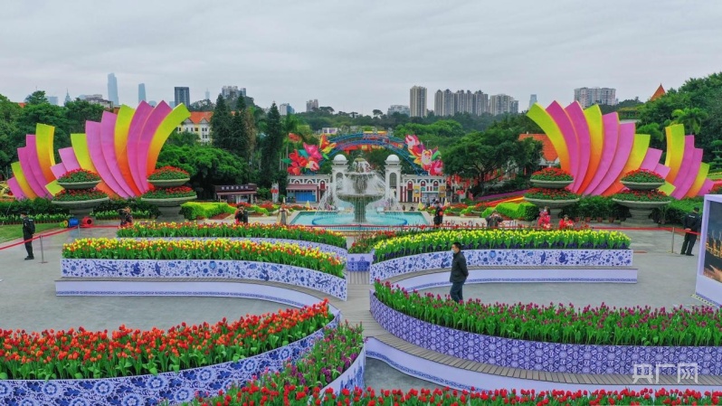 【图集】荷兰主题沉浸式花艺装置在广州揭幕(图1)